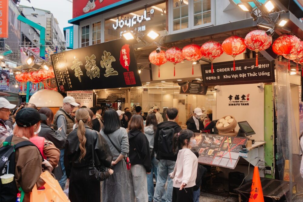 三、人力、簽證與文化成本：招募、管理與跨境團隊配置
